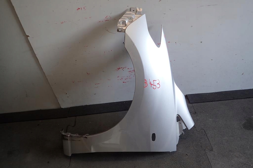 фото №1, Крыло перед передний левый mazda 5 05-10