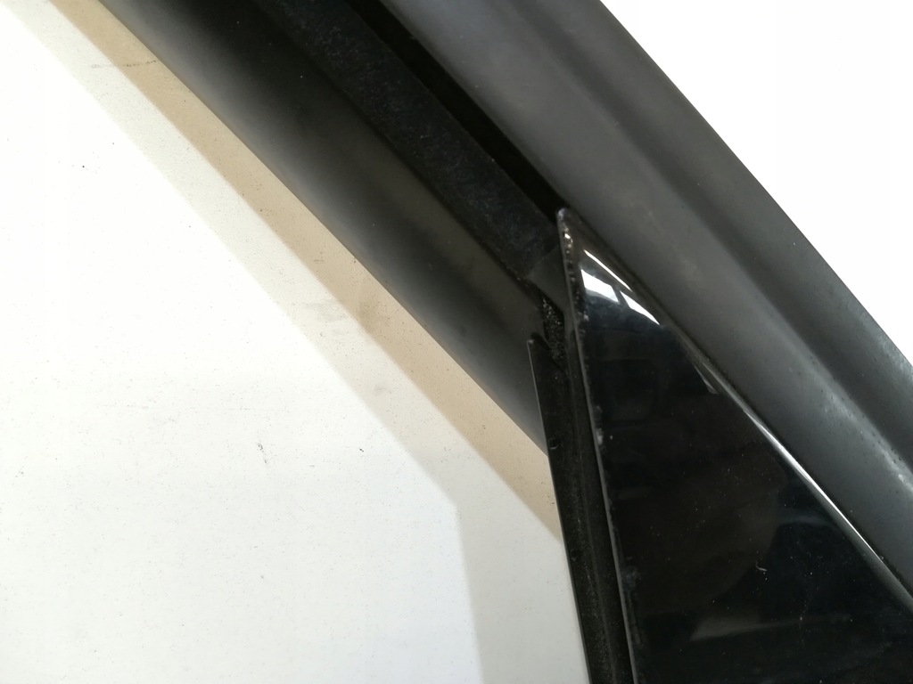 фото №6, Рамка скло двері sedan audi a4 b6 лівий задня