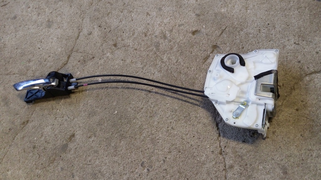 фото №1, Suzuki swift mk7 10- замок двері правий перед 7 pin