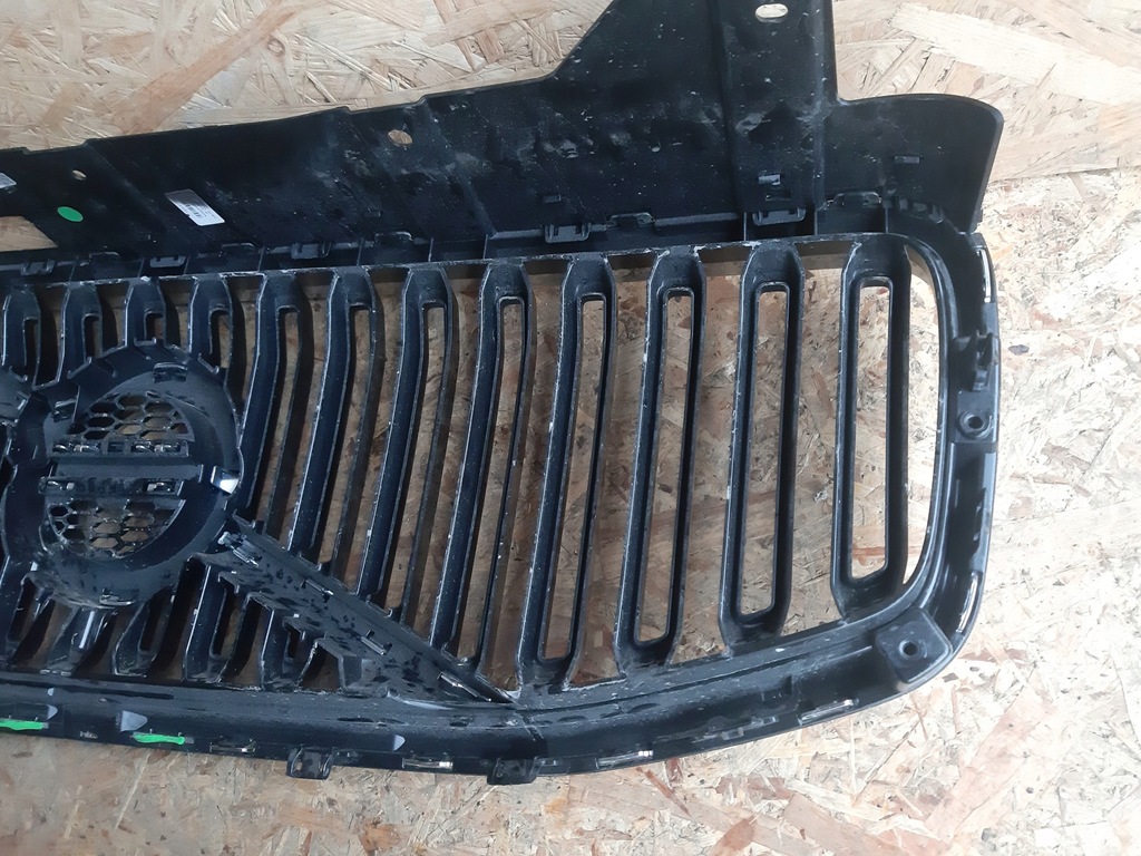 фото №8, Решітка радіатора решітка радіатора volvo xc60 ii 2018- 31425533