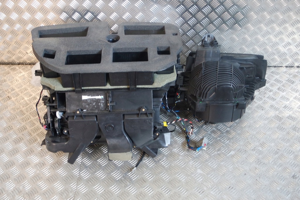 фото №1, Обігрівач maserati levante 670034770