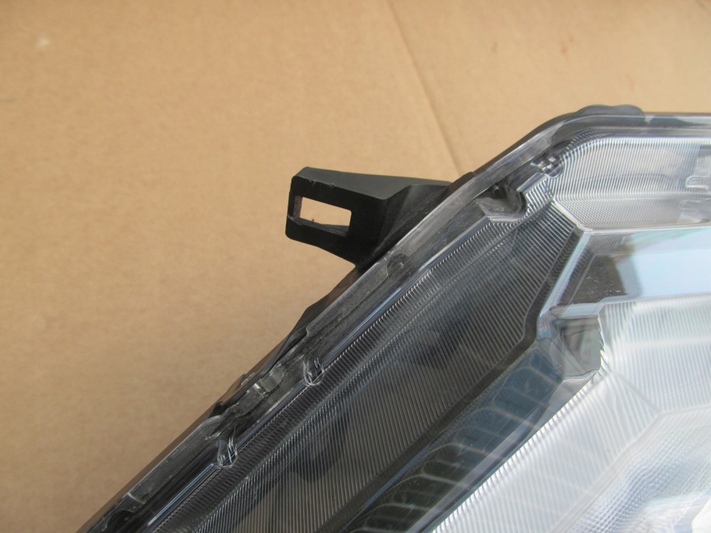 Nissan x trail t32 рестайлинг  левая фара full led идеальное состояние в Украине