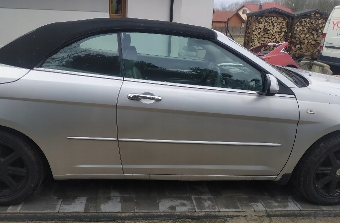 фото №1, Дверь правое chrysler sebring cabrio model 06 - 12
