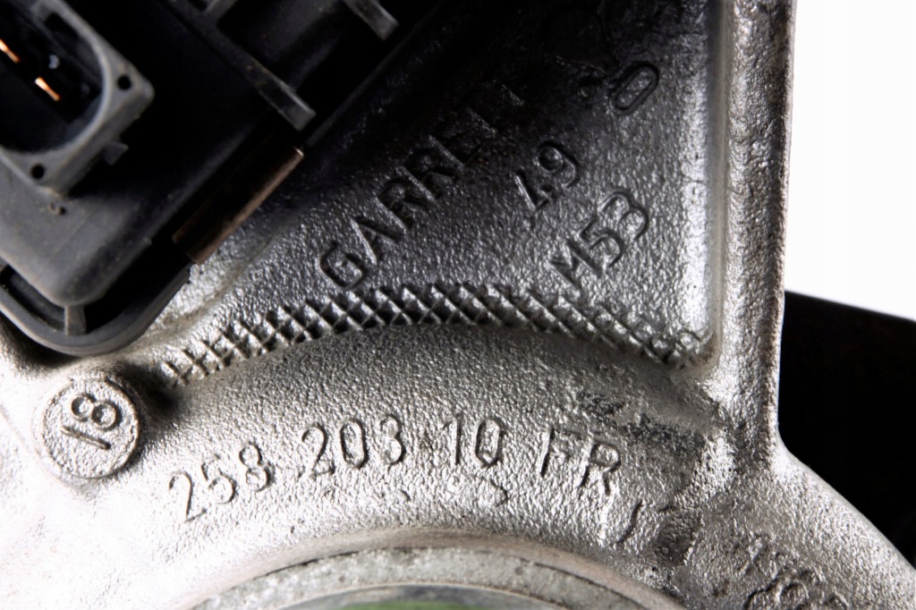 Купити Bmw e87 118d n47 турбонагнітач gt1749v 4731637