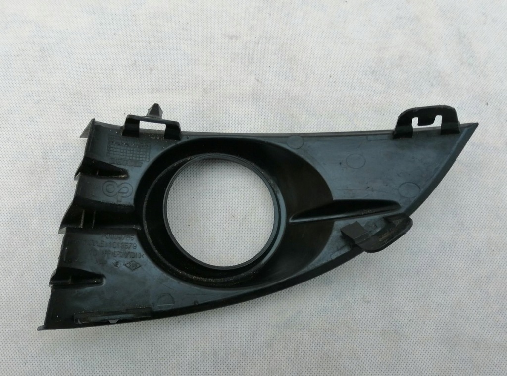 Решітка бампера права передня renault scenic 2 Ціна