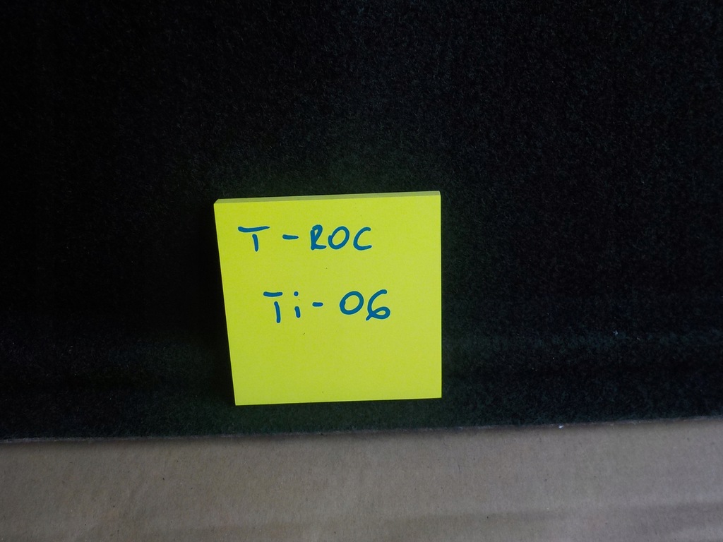 фото №3, Vw t-roc правий обшивка багажника 2ga867428d