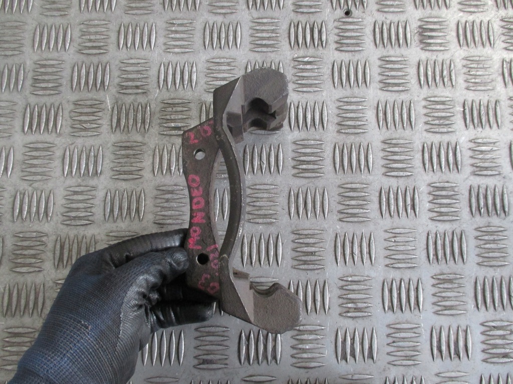 фото №7, Скоба перед ford mondeo mk3 2.0 tdci 00-03 r