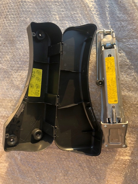 фото №1, Audi a8 d3 домкрат подъемник 4e0011031a