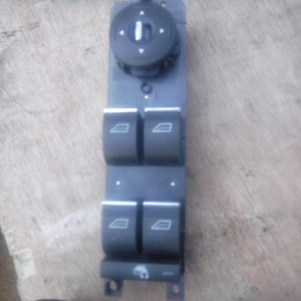 фото №1, Панель окон переключатель ford focus mk3