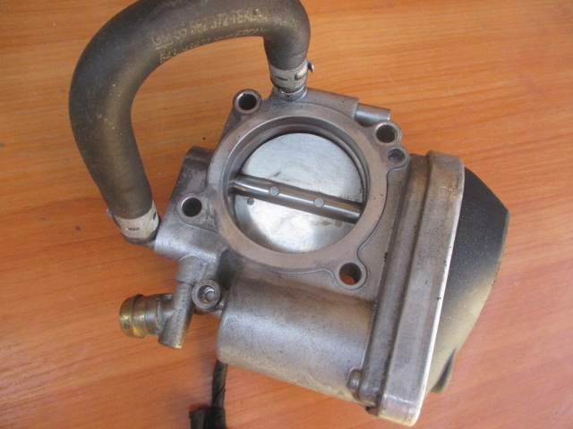 фото №6, Opel vectra c 1.8 z18xer дроссельная заслонка 55562380