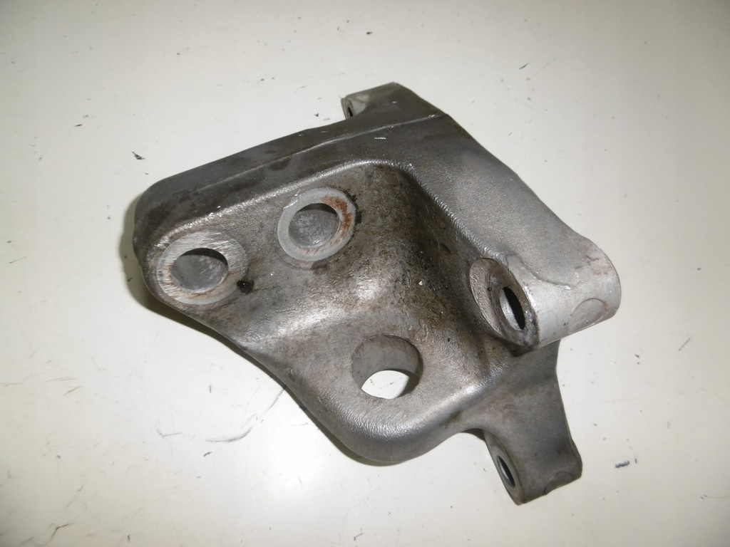 фото №6, Renault оригінальний номер 20532747 кронштейн кронштейн двигуна