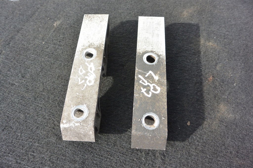 фото №1, Кронштейн стабілізатора audi q7 4l touareg 7l kpl