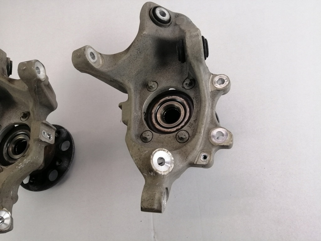 фото №6, Mercedes e-klasa w213 amg поворотний кулак ступиця задня