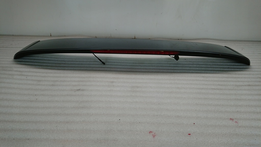 фото №1, Audi q5 lift спойлер задний крышки 8r0827933a