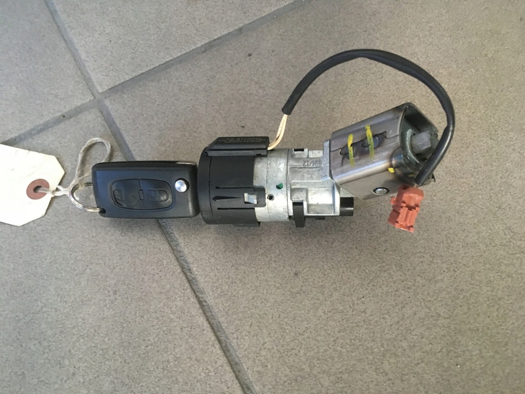 фото №1, Замок зажигания ключ peugeot 308