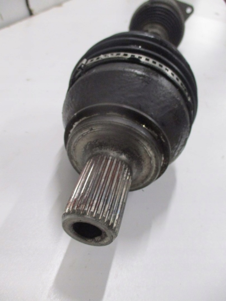 Привідний вал права mercedes cla 2,0cdi Ціна