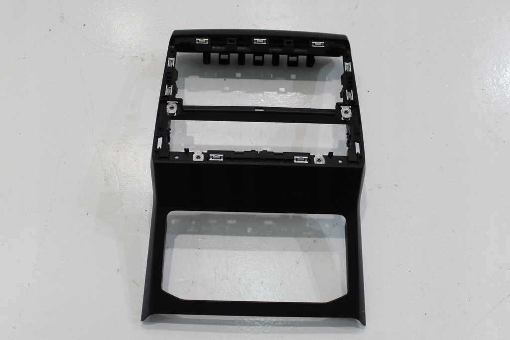 фото №1, Vw touareg 3 рамка тунель 760864299