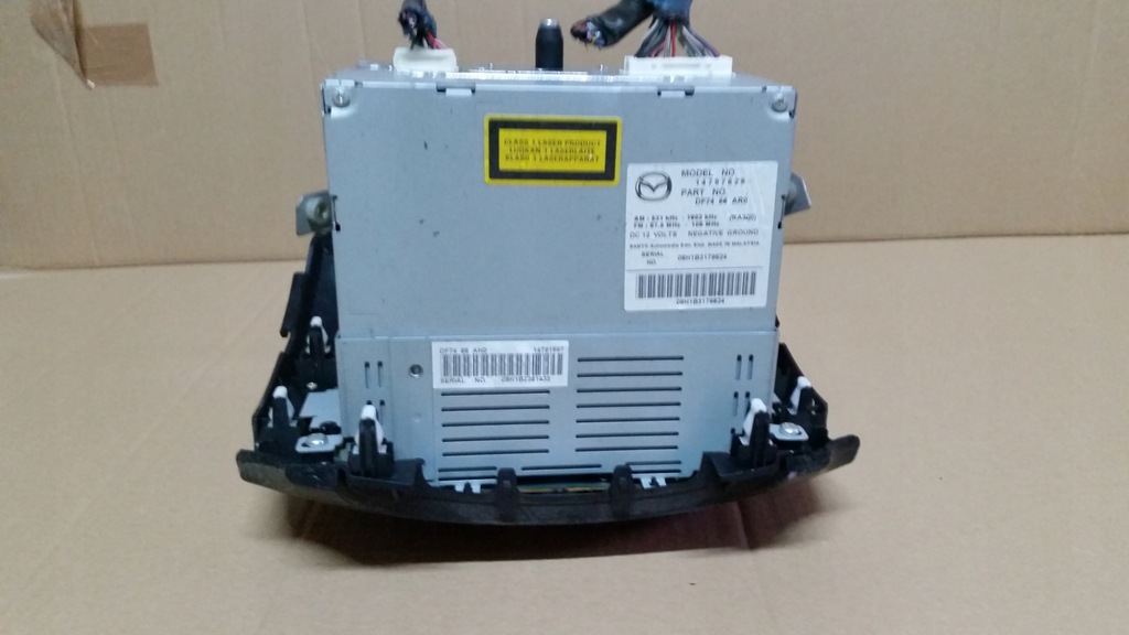 фото №4, Mazda 2 панель радио cd mp3 1479762