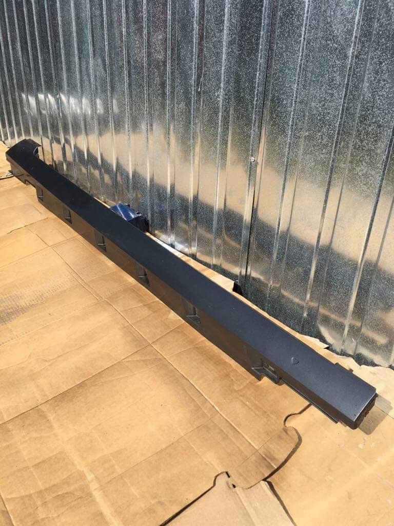 Молдинг порог порог правая vw passat b8 3g0 в Украине