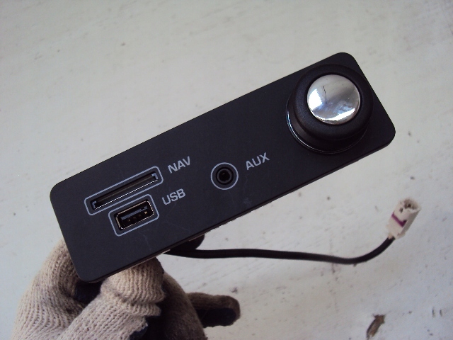 фото №1, Роз'єм usb aux зчитувач карта land rover discovery