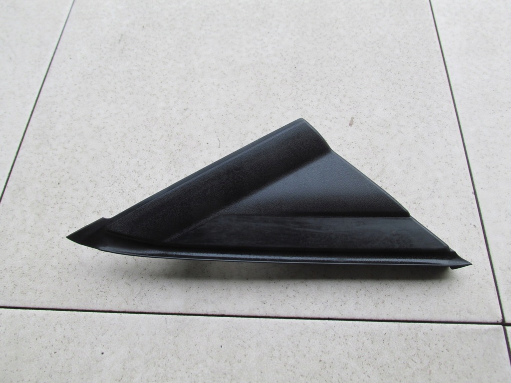 фото №1, Захист трикутник крила правий mondeo mk4 2007 rok