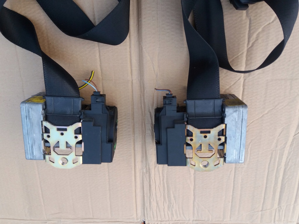 фото №3, Pas безопасности перед r mercedes w220 s-klasa