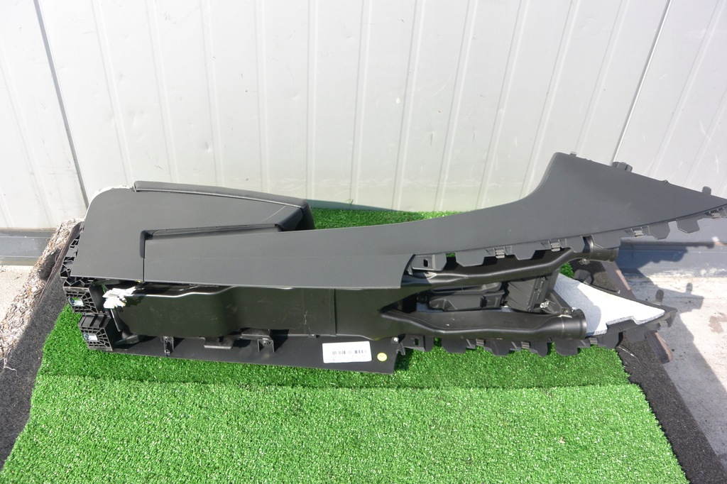 фото №12, Туннель средний подлокотник кожа vw passat cc lift