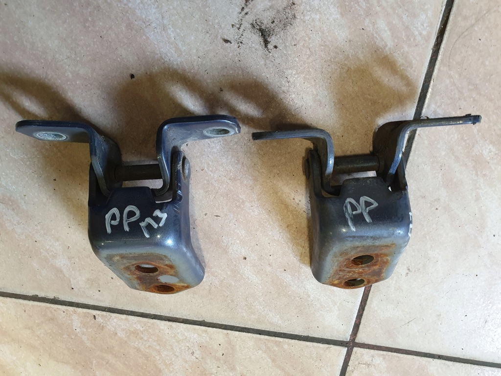 фото №1, Петля двері 2 правий перед комплект mazda 3 bk