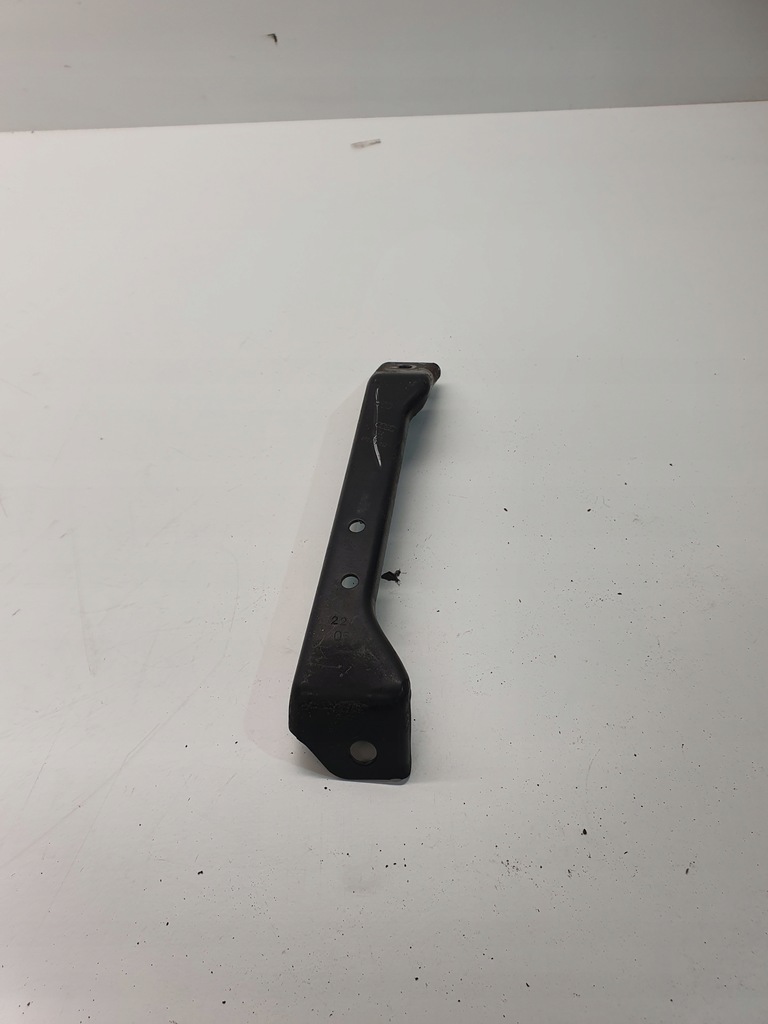 фото №1, Кронштейн кронштейн поперечина audi a6 c6 правое 4f0809892