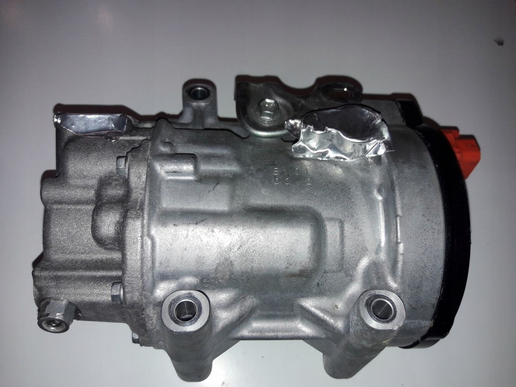 фото №1, Toyota prius chr 1.8 hybrid компрессор кондиционера