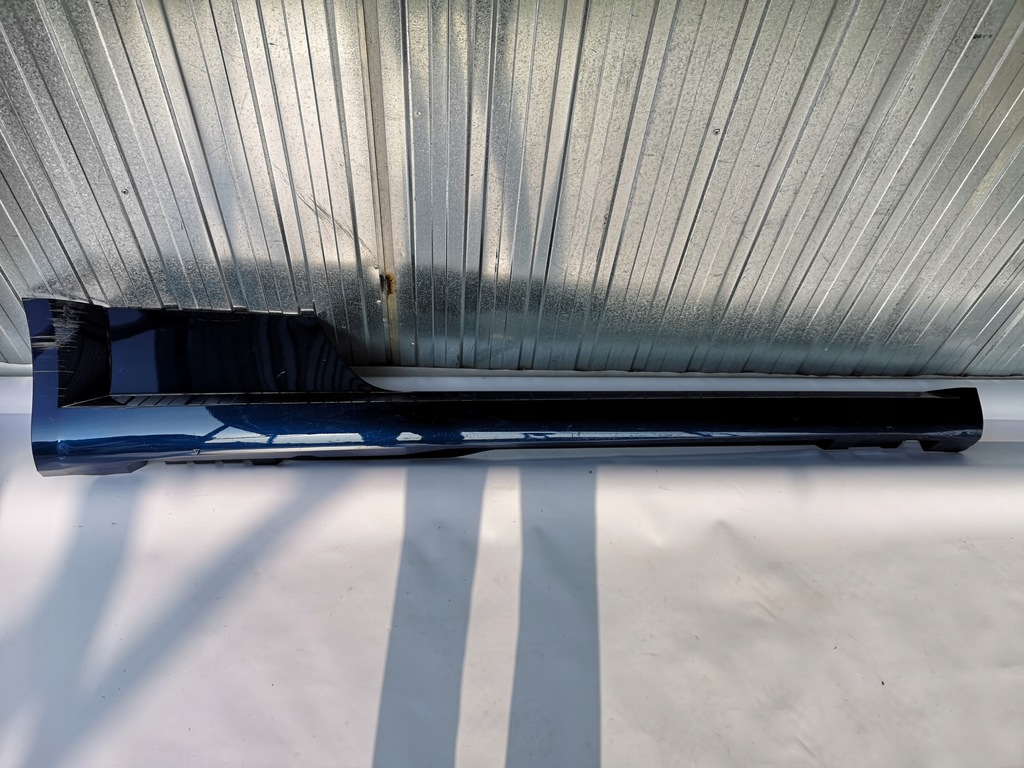 фото №1, Audi tt 8s s-line - молдинг порог правая