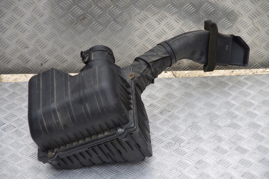 фото №2, Корпус фільтра повітря ssangyong rodius 2013-