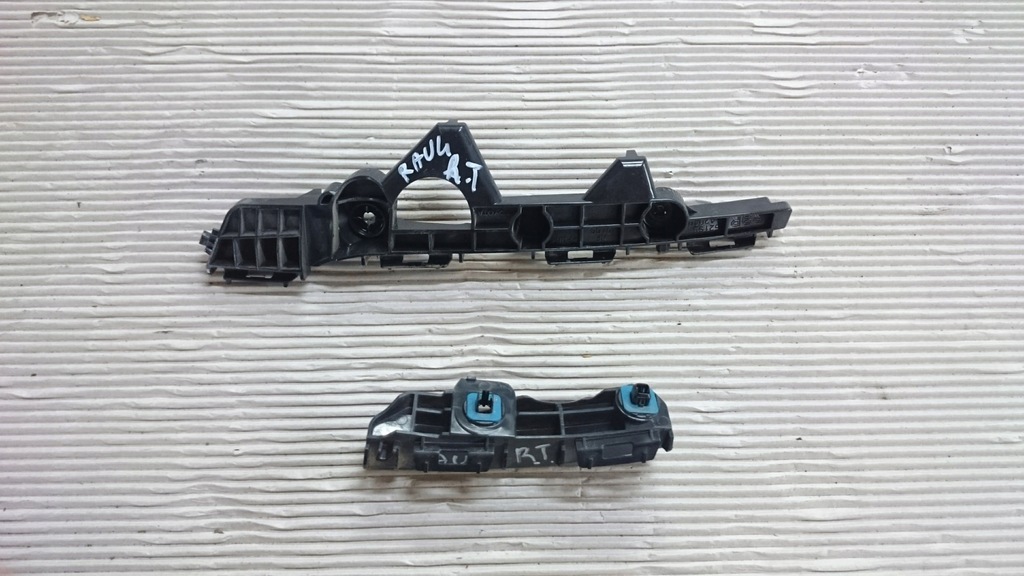 фото №1, Toyota оригинальный номер 52155-42040 направляющая кронштейн бампер крыло