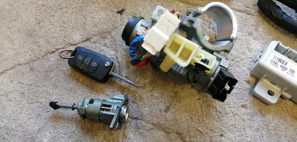 фото №5, Hyundai i30 ii 1.6 crdi бортовий комп'ютер набір стартер