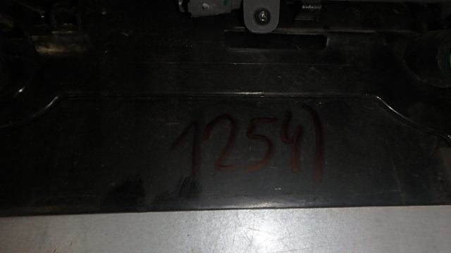 фото №7, Citroen c4 04- спойлер спойлер крышки задняя 96470116xc