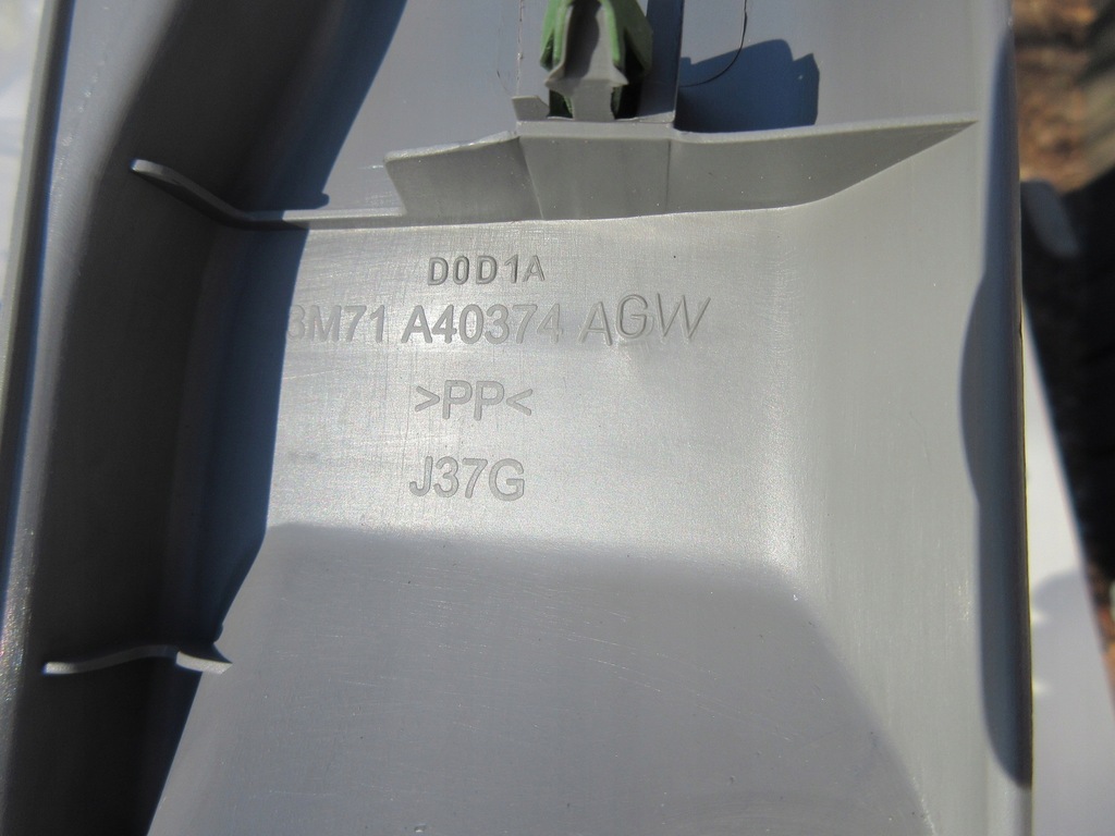 фото №7, Молдинг багажника mazda 2 dy dd10-68-89xa-71