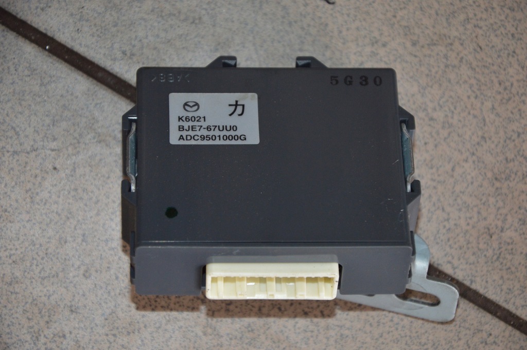 фото №1, Модуль pdc mazda 3 13-16 bje7-67uu0