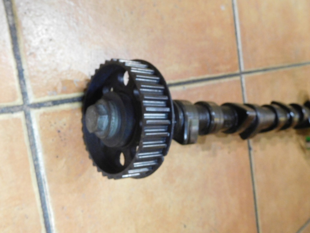 фото №3, Вал розподільного валу a6 c4 2.5 aat
