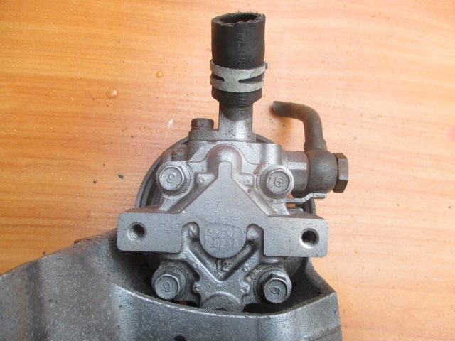 Opel insignia astra j zafira c 2.0 cdti кронштейн генератора основание 532274354 Киев