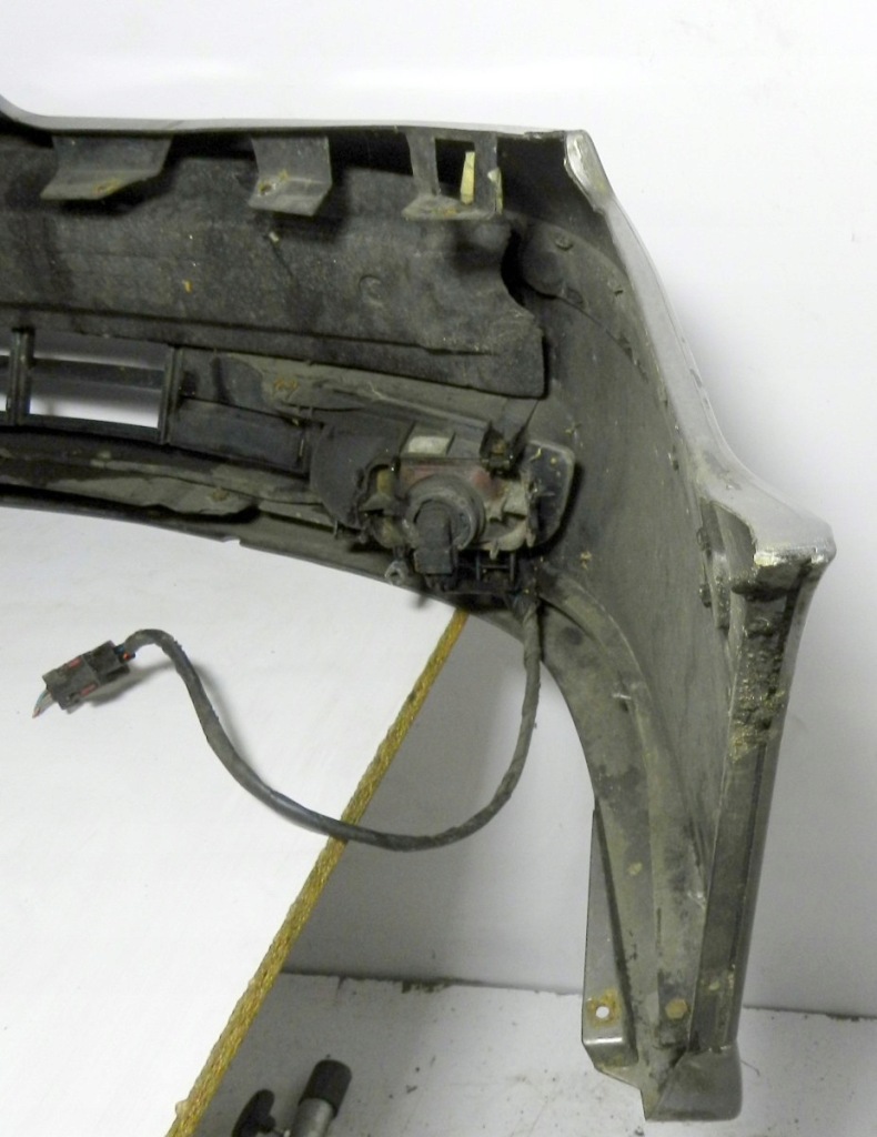 688.zderzak перед передній saab 95 9-5 рестайлінг  омивачі Зі Шроту