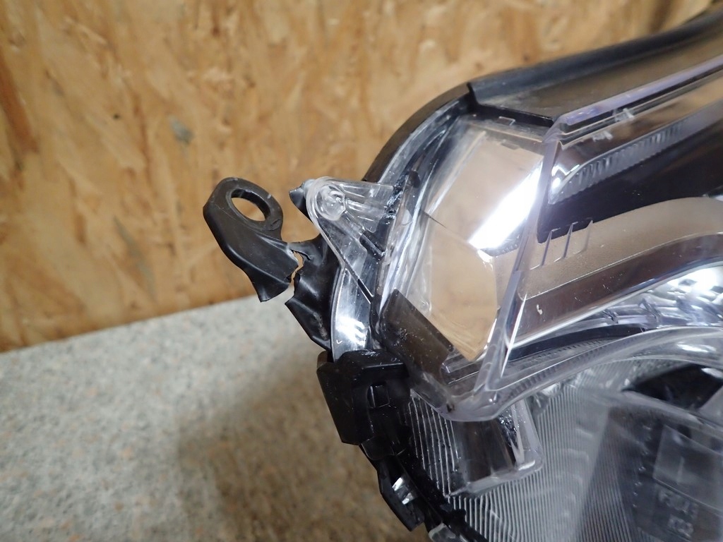 фото №2, Лампа ліва фара full led toyota rav4 iv lift