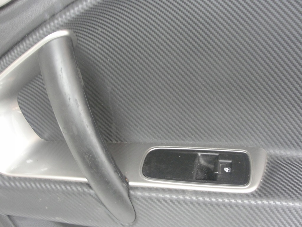 фото №4, Обшивка оббивка двері перед правий alfa romeo mito