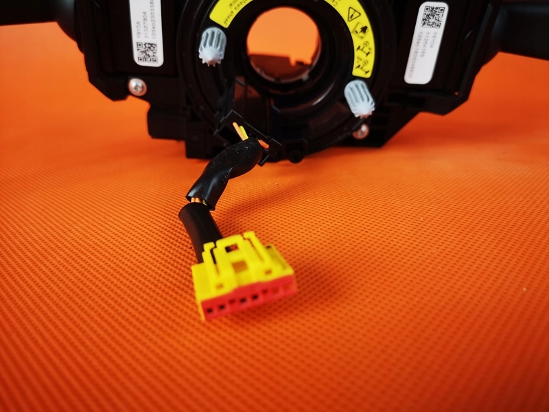 фото №14, Volvo v40 ii перемикачі поворотник стрічка подушка безпеки комплект