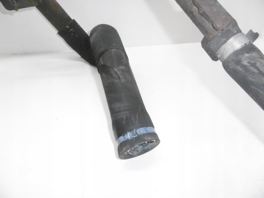 Шланг трубка пабтрубок  воды scania r 1382366 Доставка