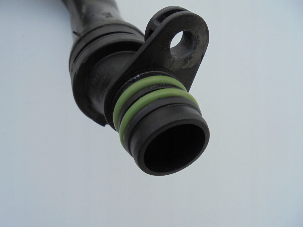 фото №4, Skoda scala 2019 труба трубка шланг вентиляция картера 04c103474b 1.0 tsi