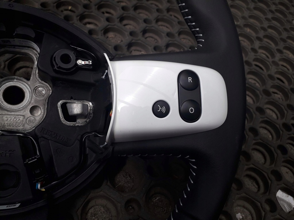 фото №3, Повітропровід renault twingo iii 14- шкіра nowa