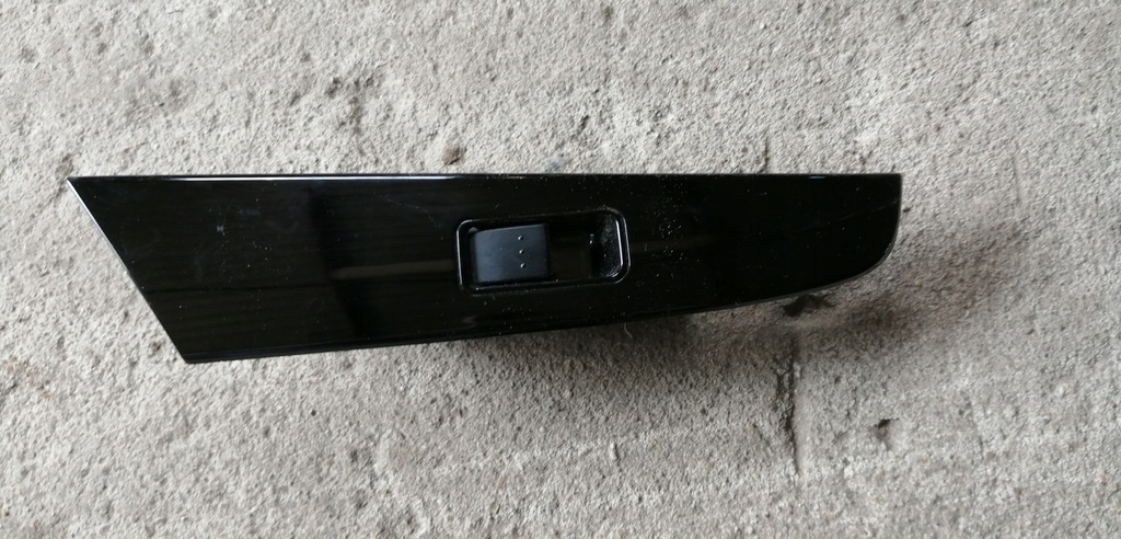 фото №1, Mazda 3 03-09 перемикач лівий задня