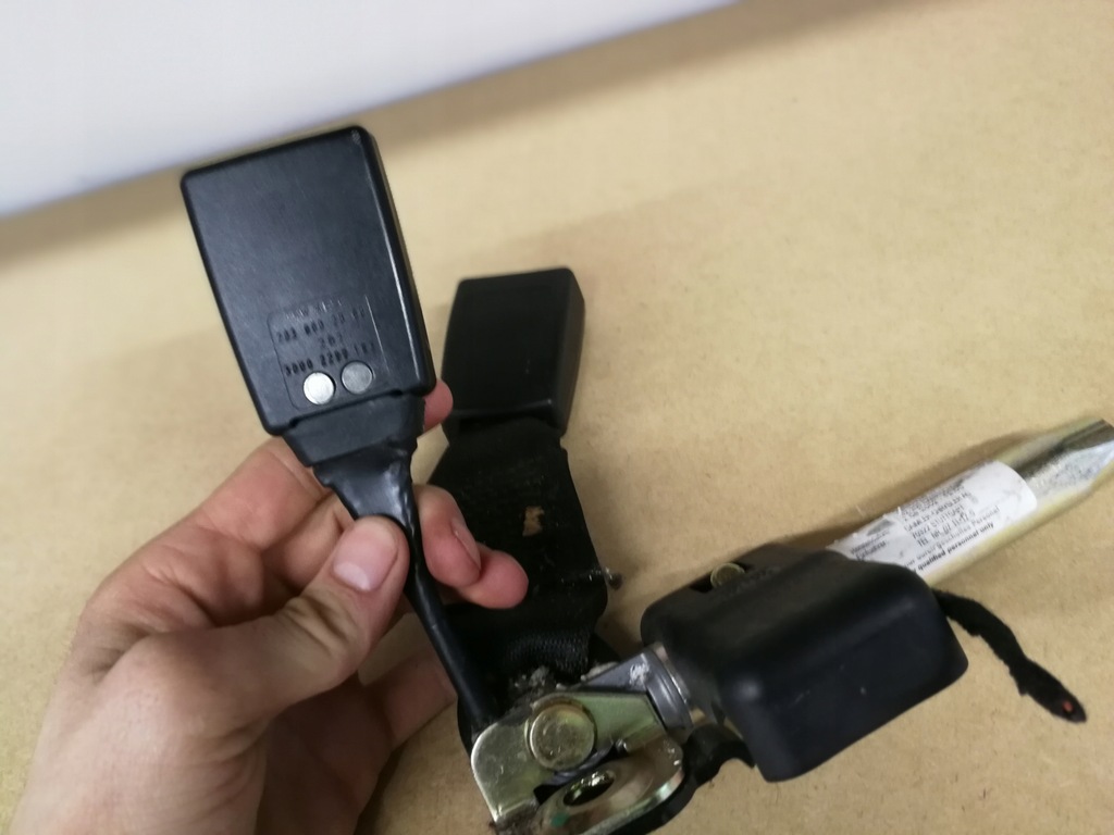 фото №1, Mercedes w203 заскочки поперечина патрон 2038602079