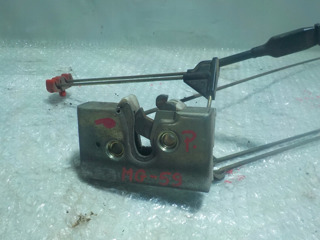 фото №1, Renault magnum 440 dxi 2006r замок дверь правый