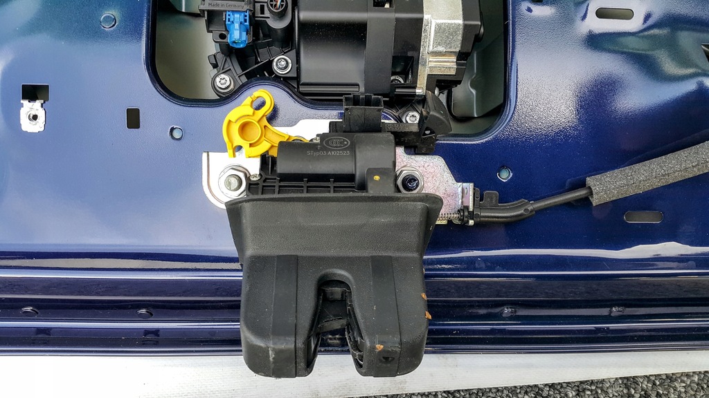 фото №8, Крышка багажника задняя lc5b камера спойлер светодиоды vw arteon